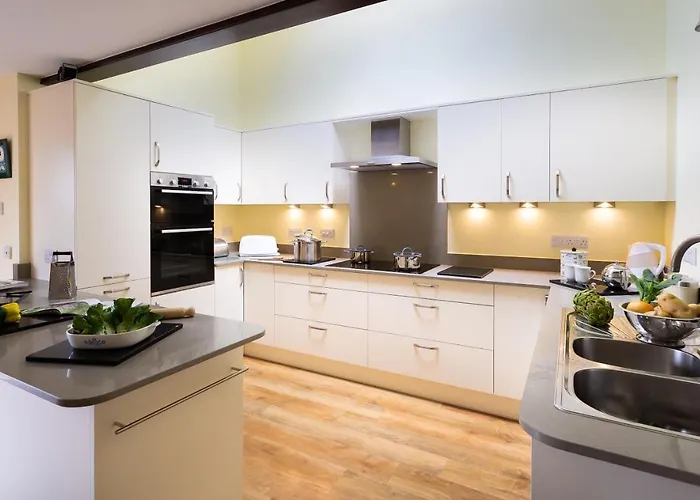 Lakefield House Holiday home *