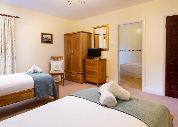 Lakefield House Holiday home