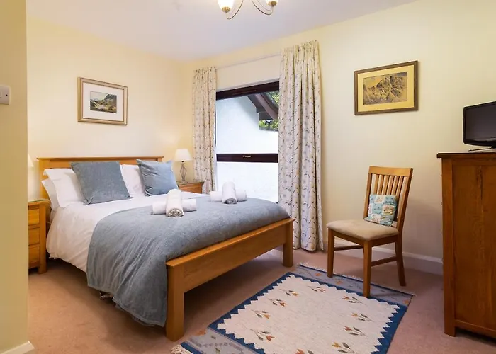 Holiday home Lakefield House *